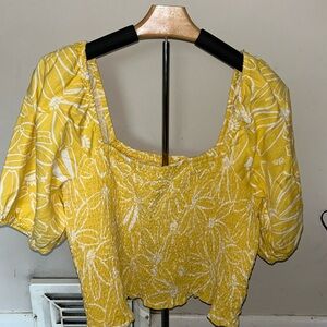 Universal threads yellow crop top